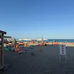 Lazzuro 7 Бургас