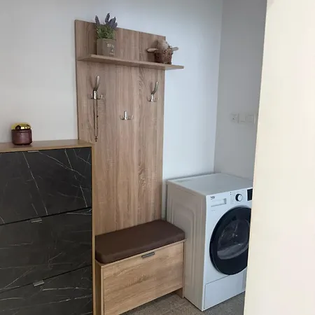 Lazzuro 7 * Burgas City