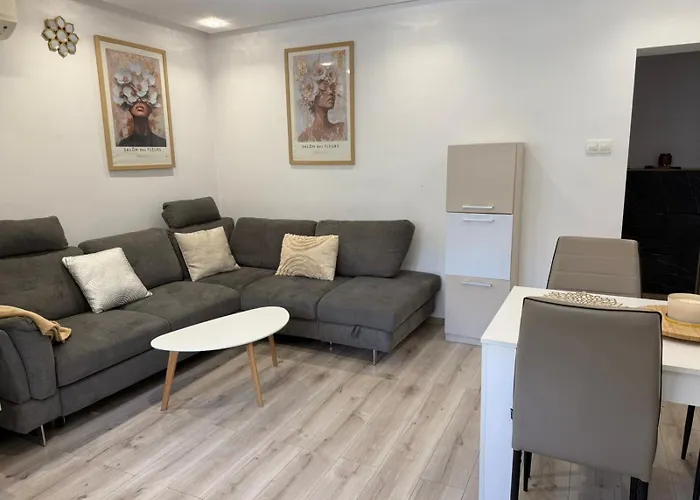 Lazzuro 7 Апартаменты Бургас